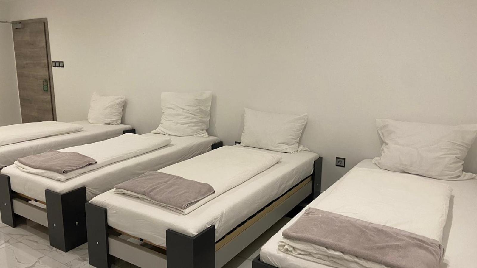 Hotel Business Bay Das Ehemalige Staycation Hotel Зиндельфинген Экстерьер фото